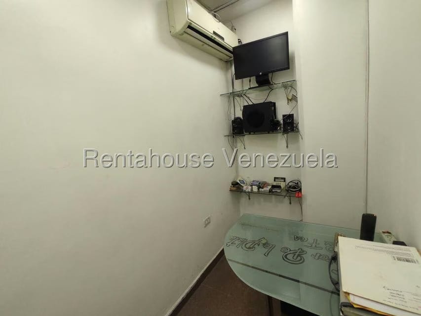 Comercial (Local Comercial) en Venta en El Centro, Aragua - 9