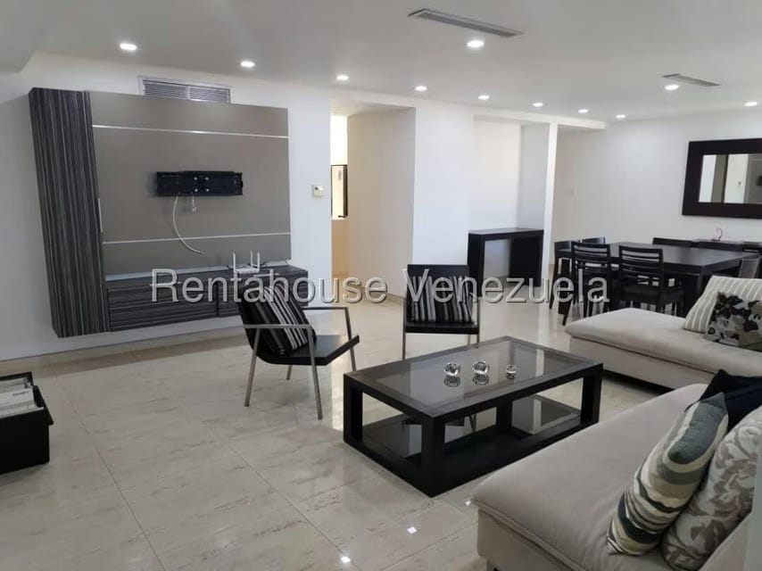 Apartamento (1 Nivel) en Venta en La Trigaleña, Carabobo - 2