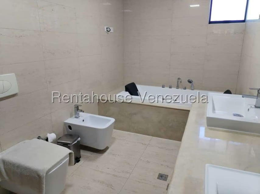 Apartamento (1 Nivel) en Venta en La Trigaleña, Carabobo - 26