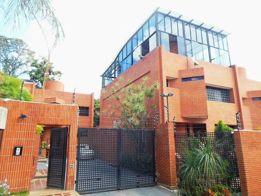 Casa (Multipes Niveles) en Venta en San Rafael de La Florida, Distrito Metropolitano