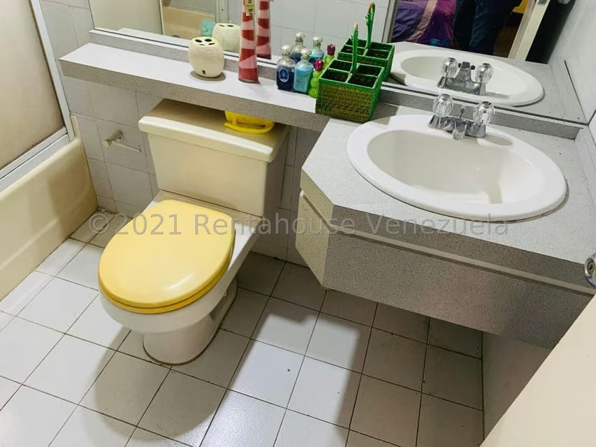 Apartamento (1 Nivel) en Alquiler en La Campiña, Distrito Metropolitano - 24