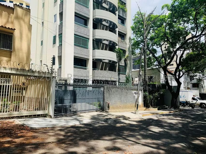 Apartamento (1 Nivel) en Alquiler en La Campiña, Distrito Metropolitano - 29