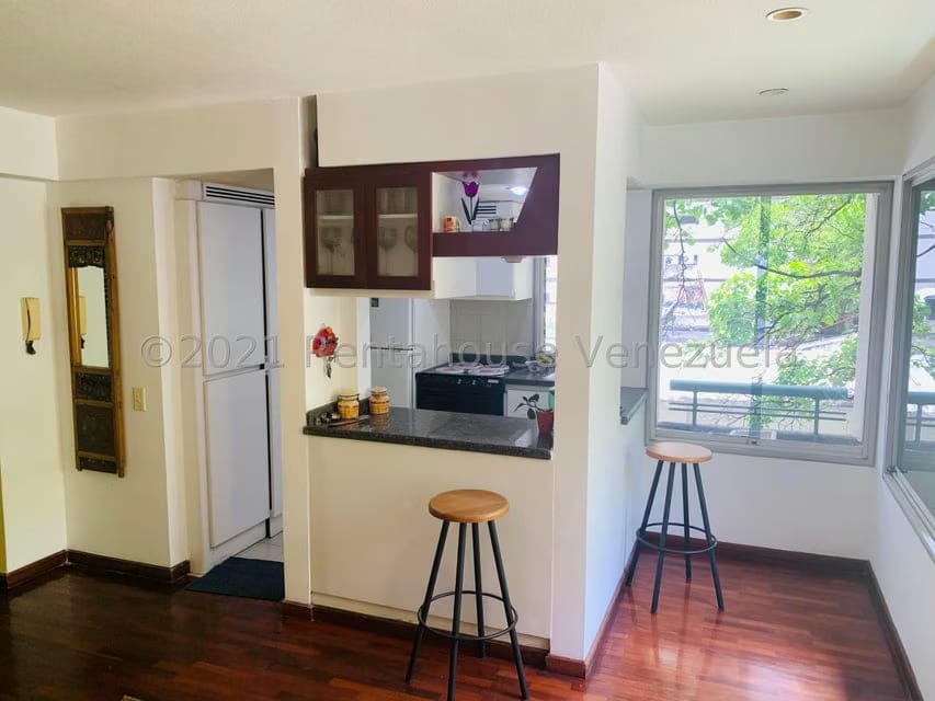 Apartamento (1 Nivel) en Alquiler en La Campiña, Distrito Metropolitano - 8