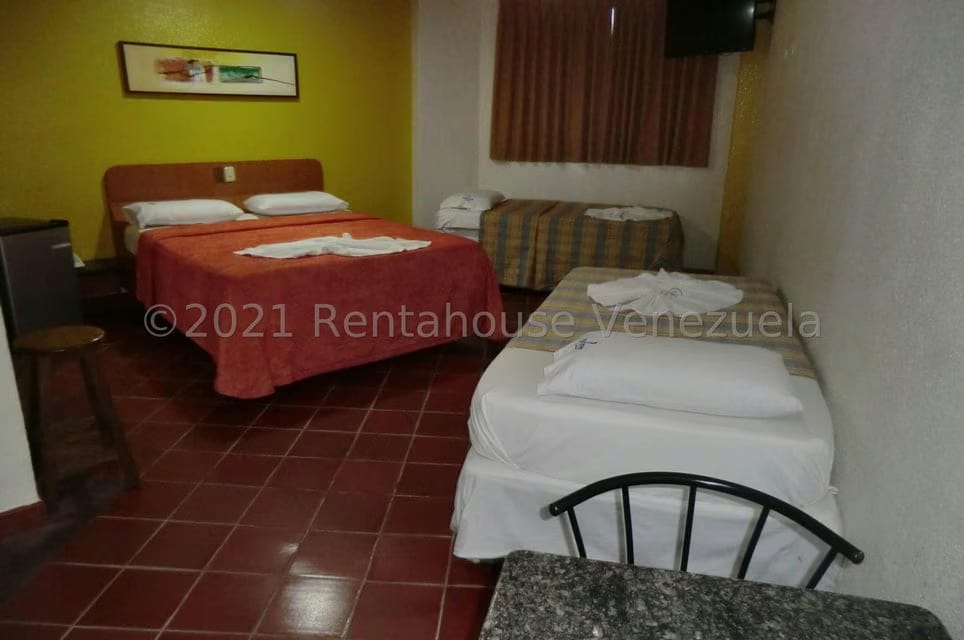 Comercial (Edificio) en Venta en Guatire, Miranda - 13