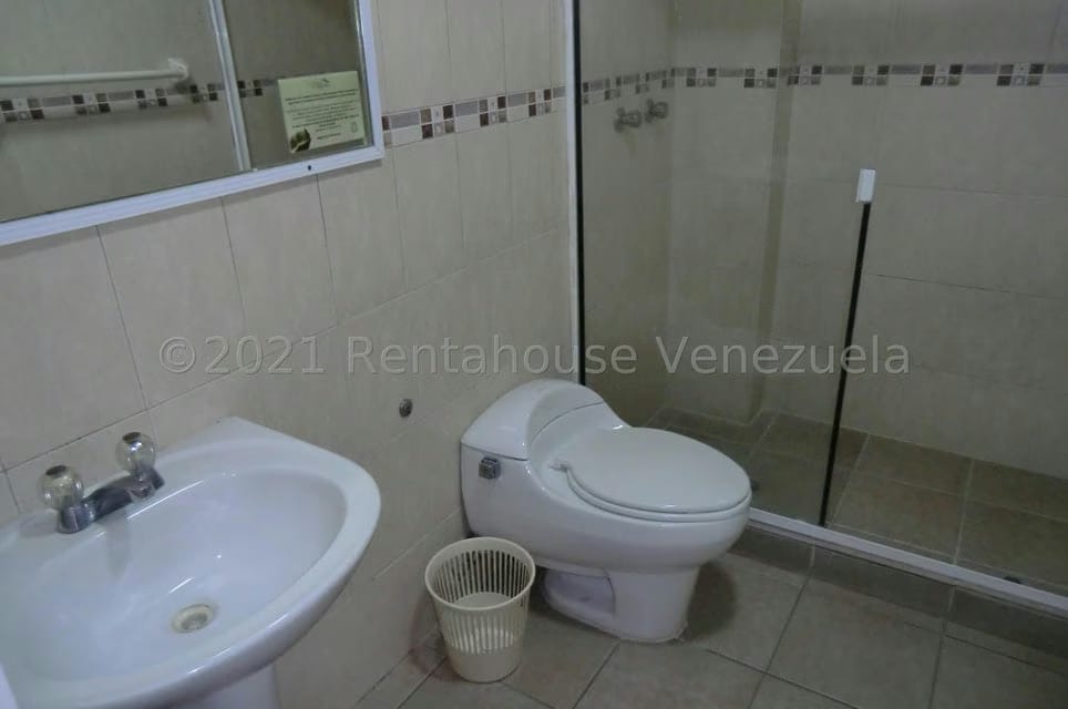 Comercial (Edificio) en Venta en Guatire, Miranda - 14