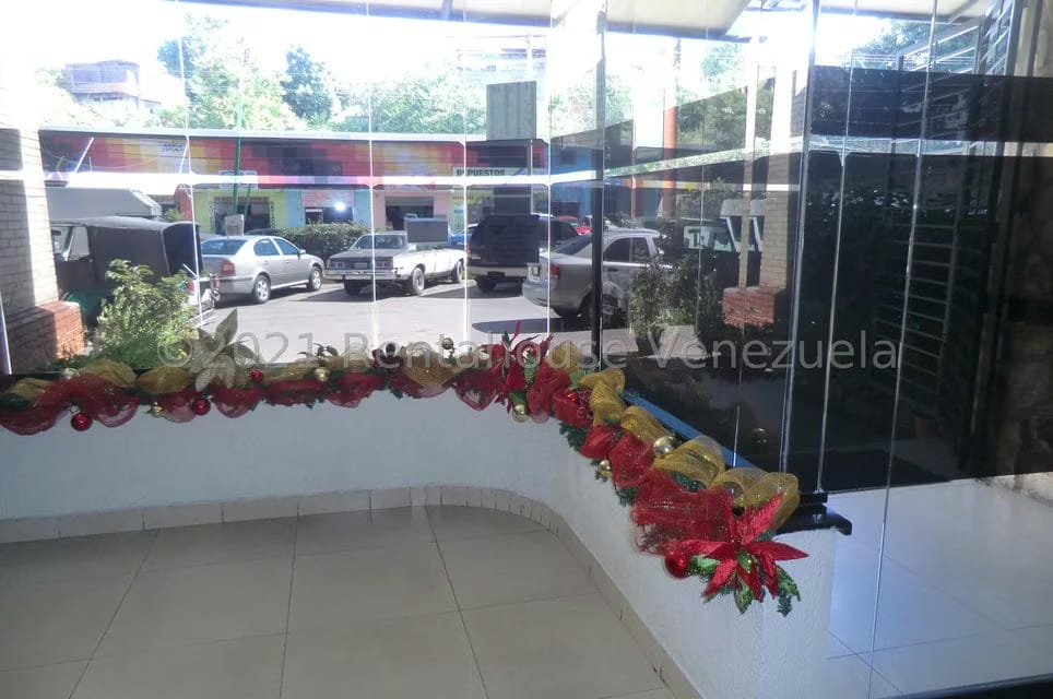Comercial (Edificio) en Venta en Guatire, Miranda - 3