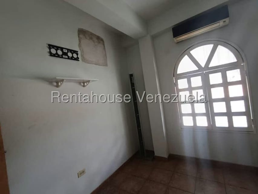 Casa (1 Nivel) en Venta en Jose Felix Ribas, Aragua - 42