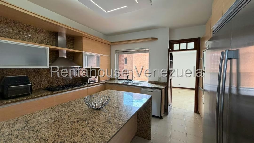 Apartamento (Multiples Niveles) en Alquiler en Los Samanes, Distrito Metropolitano - 16