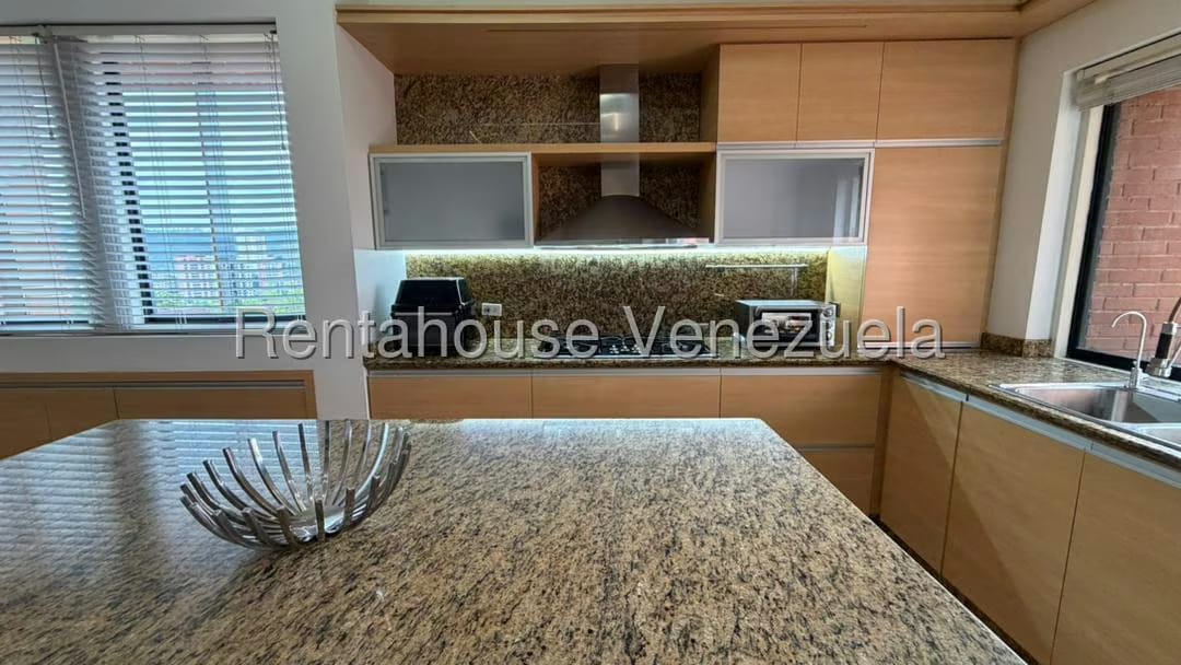 Apartamento (Multiples Niveles) en Alquiler en Los Samanes, Distrito Metropolitano - 19