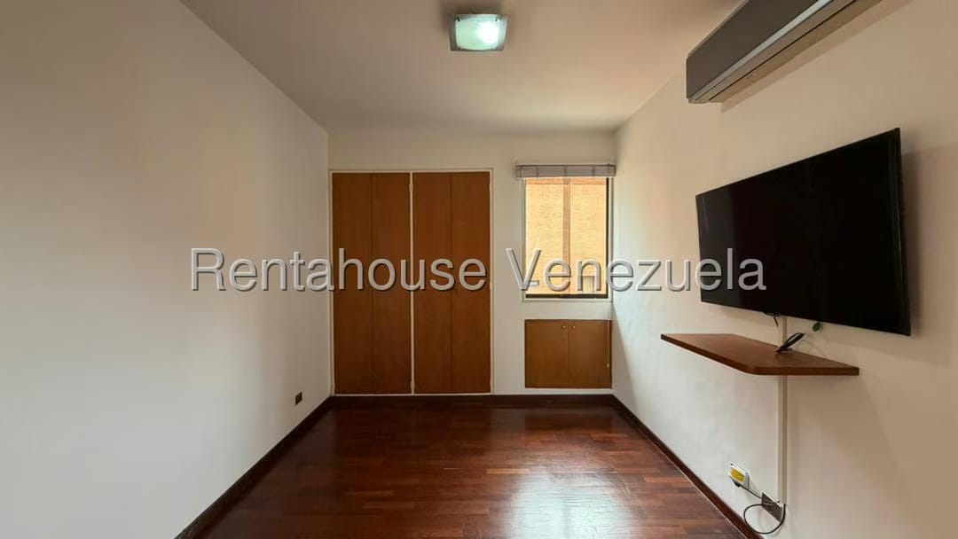 Apartamento (Multiples Niveles) en Alquiler en Los Samanes, Distrito Metropolitano - 21