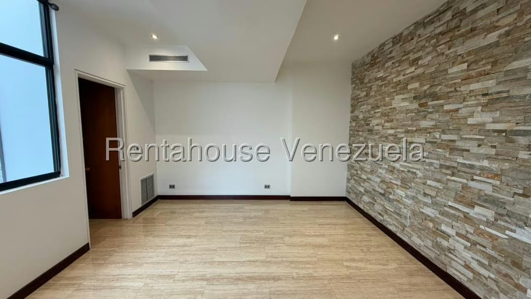 Apartamento (Multiples Niveles) en Alquiler en Los Samanes, Distrito Metropolitano - 44