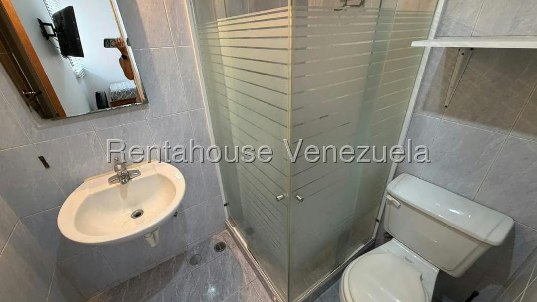 Apartamento (Multiples Niveles) en Alquiler en Los Samanes, Distrito Metropolitano - 54