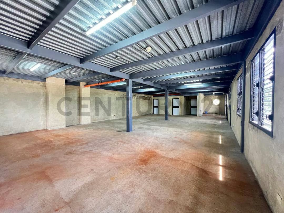 RD - Galpon-Local comercial en Petare - Buena Vista para alquiler 2do piso - 8
