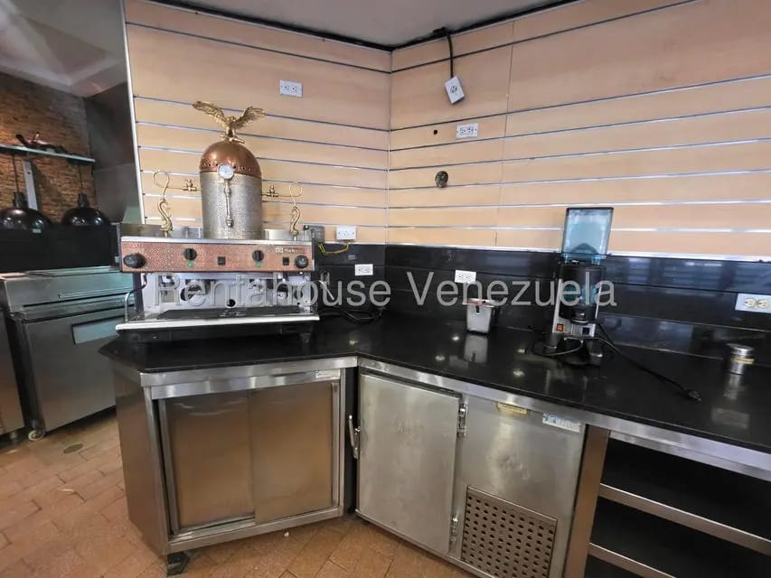 Comercial (Local Comercial) en Alquiler en Chacao, Distrito Metropolitano - 21