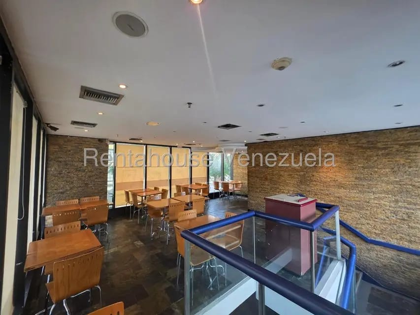Comercial (Local Comercial) en Alquiler en Chacao, Distrito Metropolitano - 48