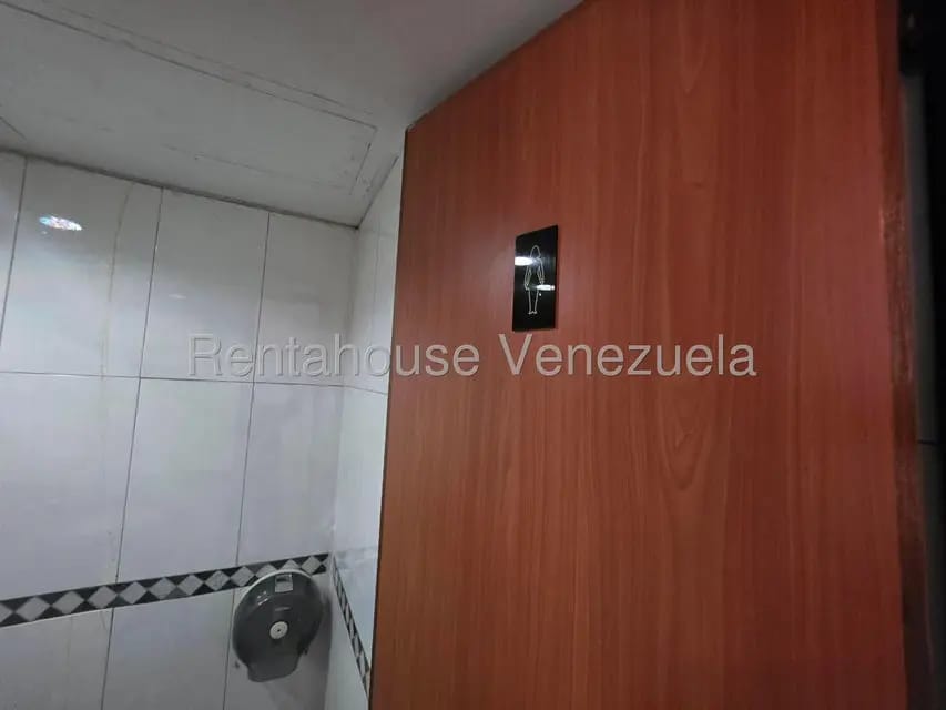 Comercial (Local Comercial) en Alquiler en Chacao, Distrito Metropolitano - 63