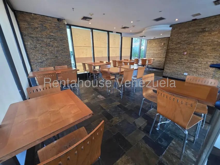 Comercial (Local Comercial) en Alquiler en Chacao, Distrito Metropolitano - 75