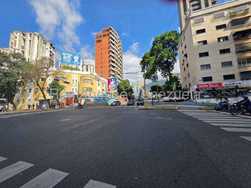 Comercial (Local Comercial) en Alquiler en Chacao, Distrito Metropolitano - 88