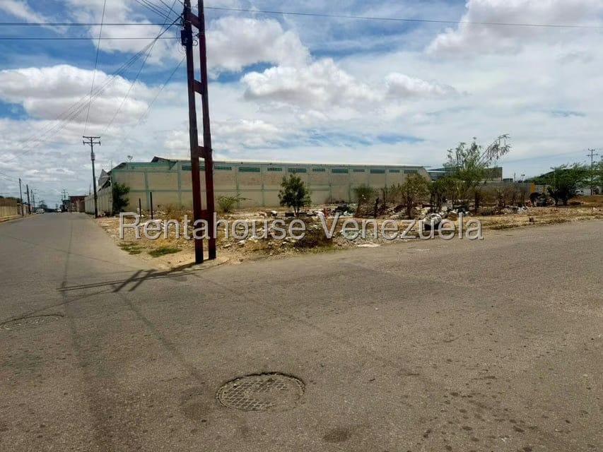 Terreno (Comercial) en Venta en Punto Fijo, Falcon - 9