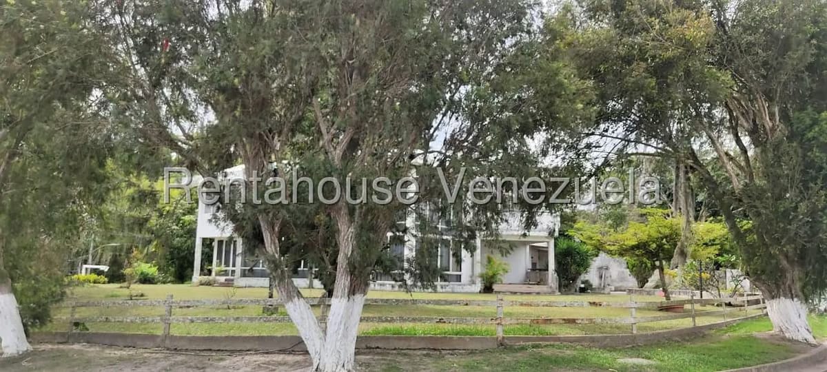 Casa (Duplex) en Venta en Los Picachos, Miranda - 42