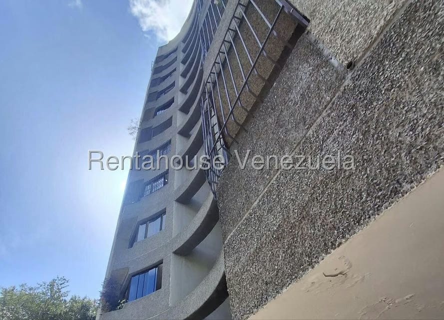 Apartamento (1 Nivel) en Alquiler en Zona Este, Lara
