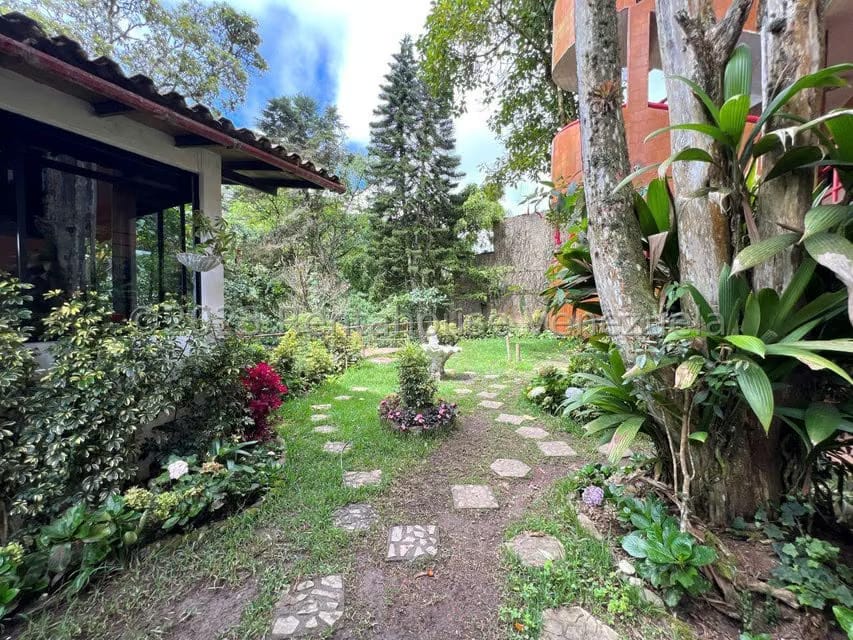 Comercial (Edificio) en Venta en El Junquito, Distrito Metropolitano - 3