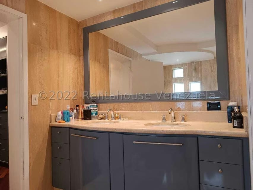 Casa (1 Nivel) en Venta en Altos de Guataparo, Carabobo - 38