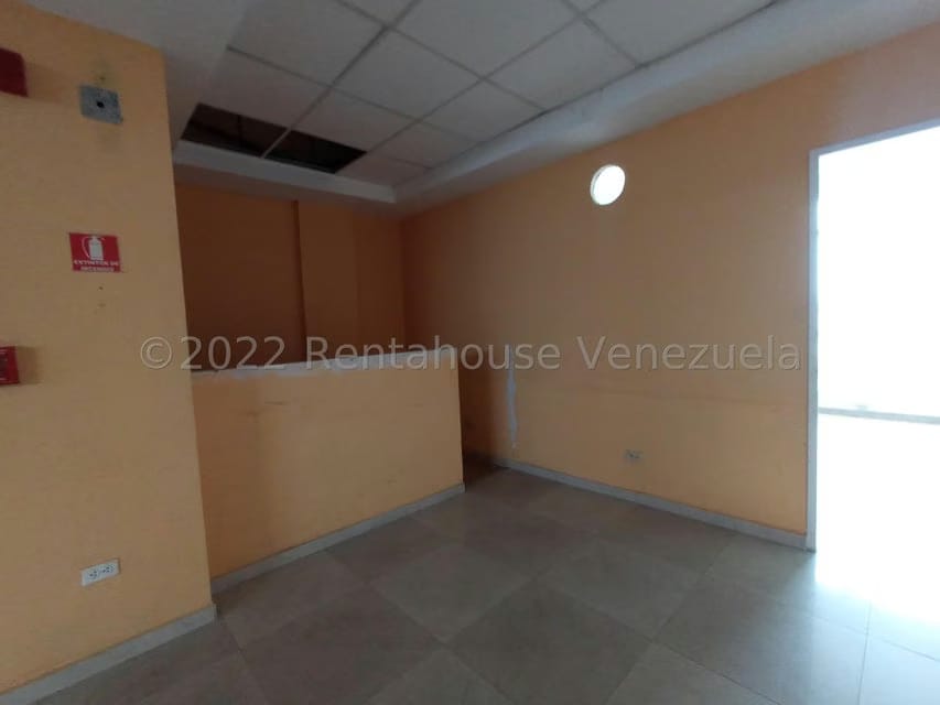 Comercial (Oficina) en Alquiler en Castillito, Carabobo - 3