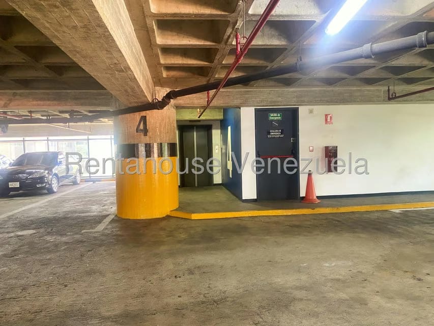 Comercial (Oficina) en Alquiler en La Castellana, Distrito Metropolitano - 24