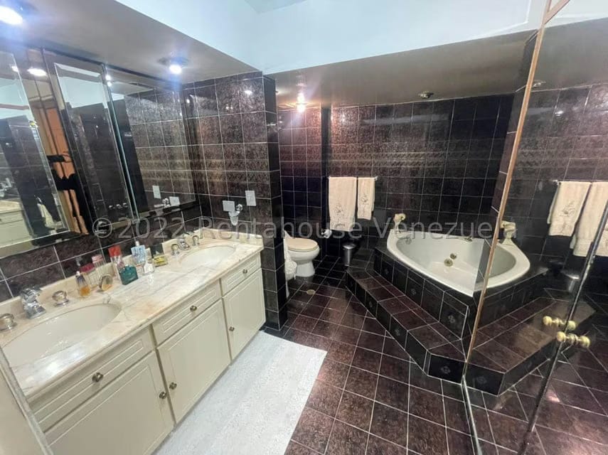 Apartamento (1 Nivel) en Venta en Macaracuay, Distrito Metropolitano - 35