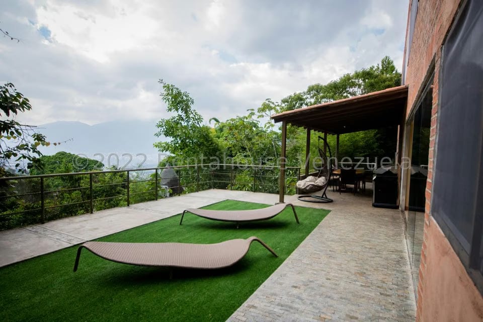 Casa (Multipes Niveles) en Venta en Alto Hatillo, Distrito Metropolitano