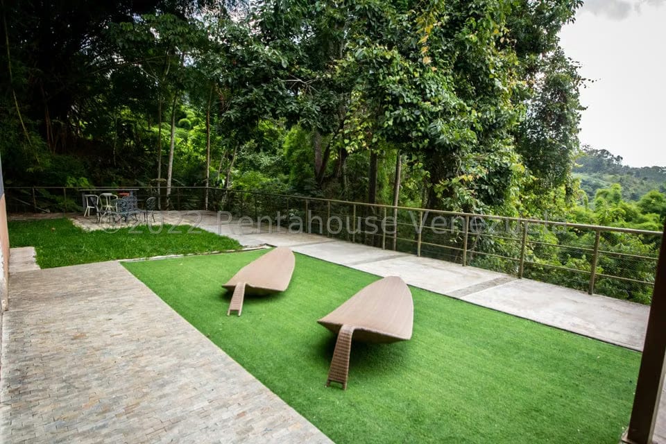 Casa (Multipes Niveles) en Venta en Alto Hatillo, Distrito Metropolitano - 11