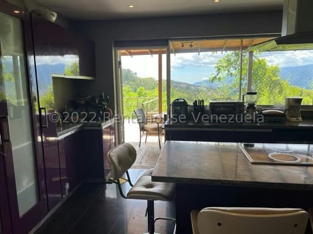 Casa (Multipes Niveles) en Venta en Alto Hatillo, Distrito Metropolitano - 13