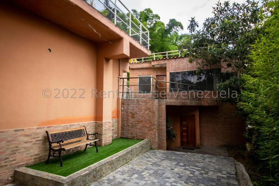 Casa (Multipes Niveles) en Venta en Alto Hatillo, Distrito Metropolitano - 3