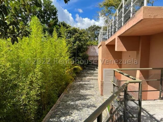 Casa (Multipes Niveles) en Venta en Alto Hatillo, Distrito Metropolitano - 24