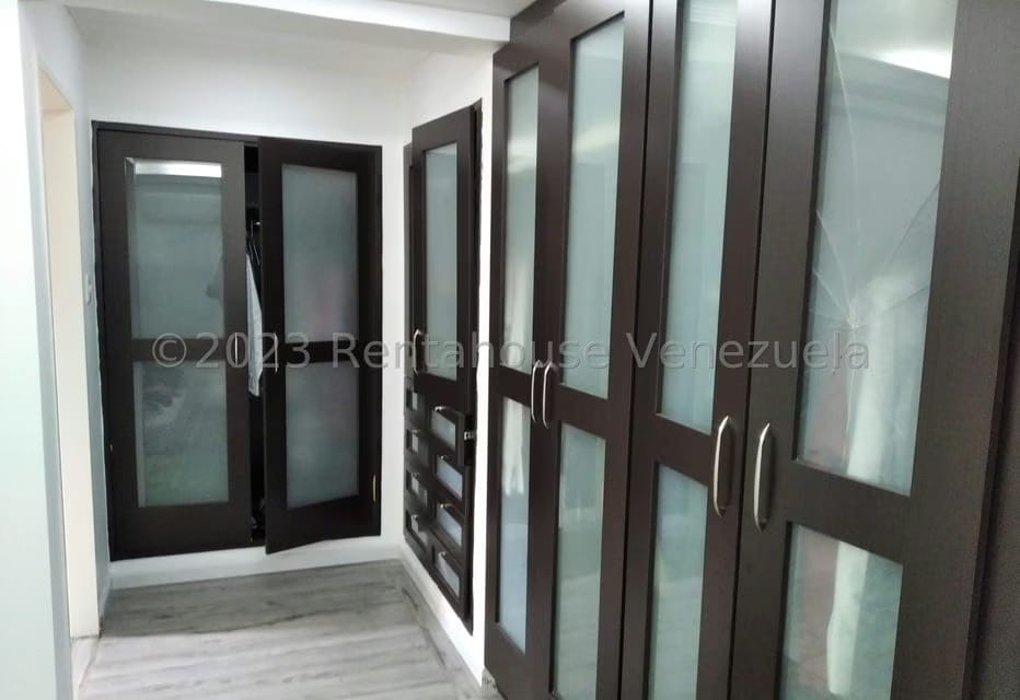 Apartamento (1 Nivel) en Venta en La Urbina, Distrito Metropolitano - 20