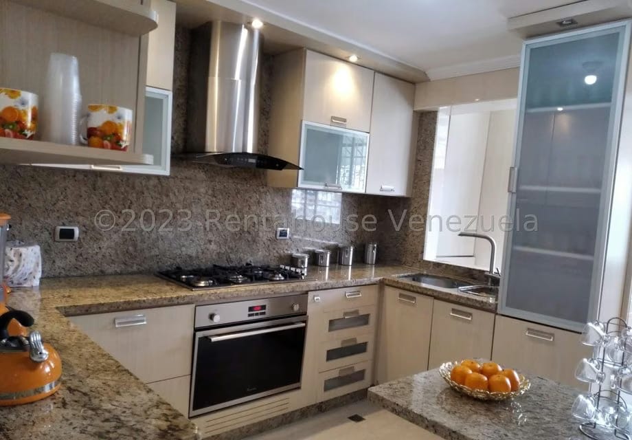 Apartamento (1 Nivel) en Venta en La Urbina, Distrito Metropolitano - 6