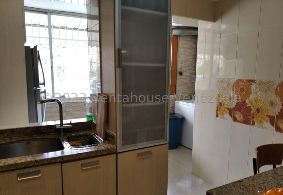 Apartamento (1 Nivel) en Venta en La Urbina, Distrito Metropolitano - 9