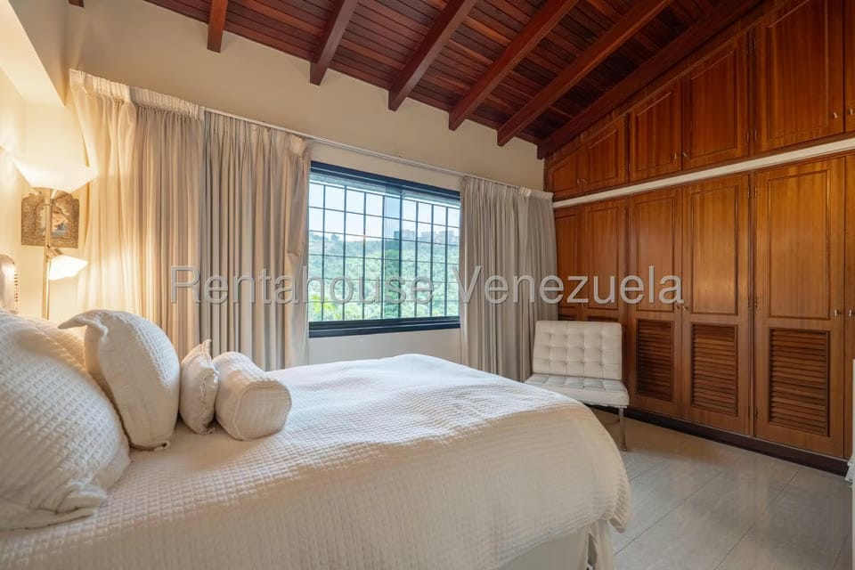 Casa (Multipes Niveles) en Venta en La Lagunita Country Club, Distrito Metropolitano - 25