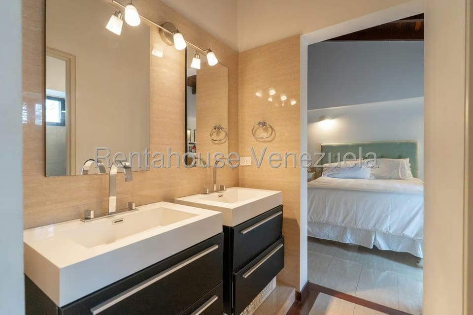 Casa (Multipes Niveles) en Venta en La Lagunita Country Club, Distrito Metropolitano - 37