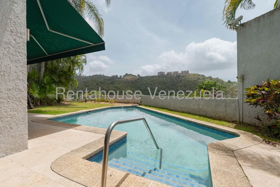 Casa (Multipes Niveles) en Venta en La Lagunita Country Club, Distrito Metropolitano - 49