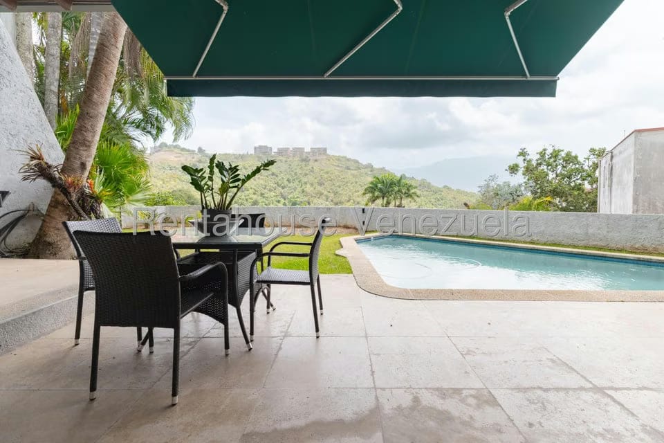 Casa (Multipes Niveles) en Venta en La Lagunita Country Club, Distrito Metropolitano - 6