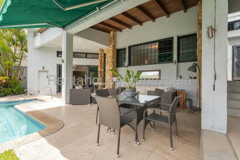 Casa (Multipes Niveles) en Venta en La Lagunita Country Club, Distrito Metropolitano - 8