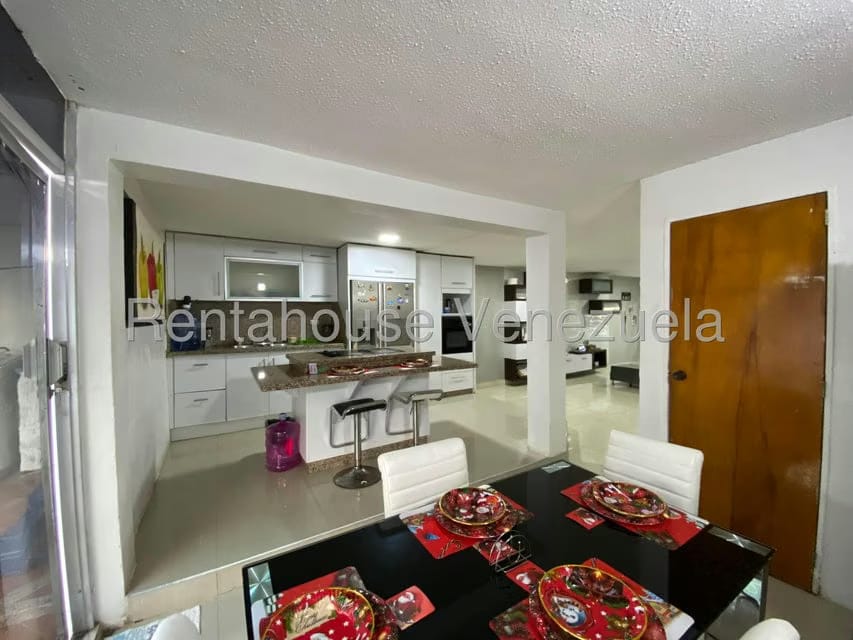 Casa (Duplex) en Venta en Villa Antigua, Portuguesa - 11