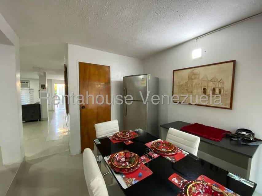 Casa (Duplex) en Venta en Villa Antigua, Portuguesa - 12