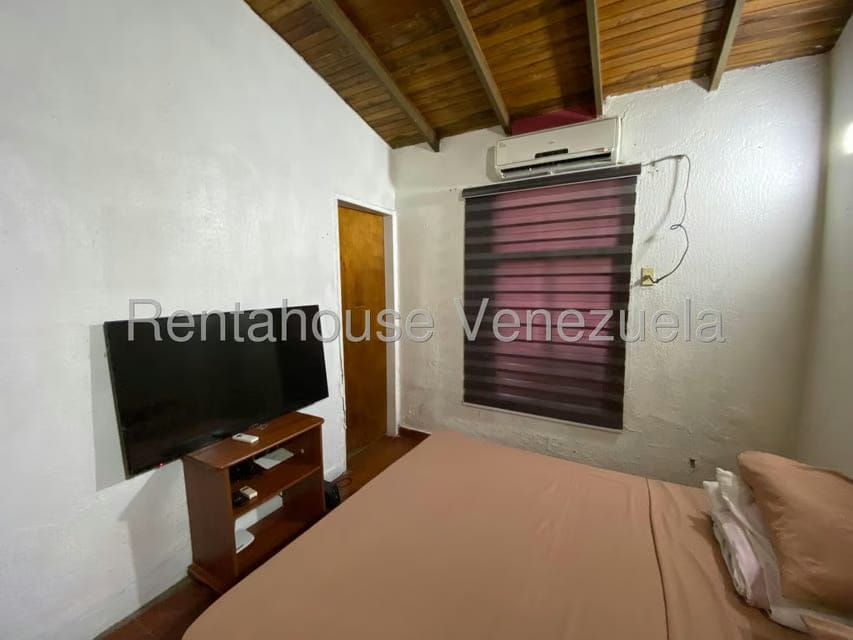 Casa (Duplex) en Venta en Villa Antigua, Portuguesa - 14