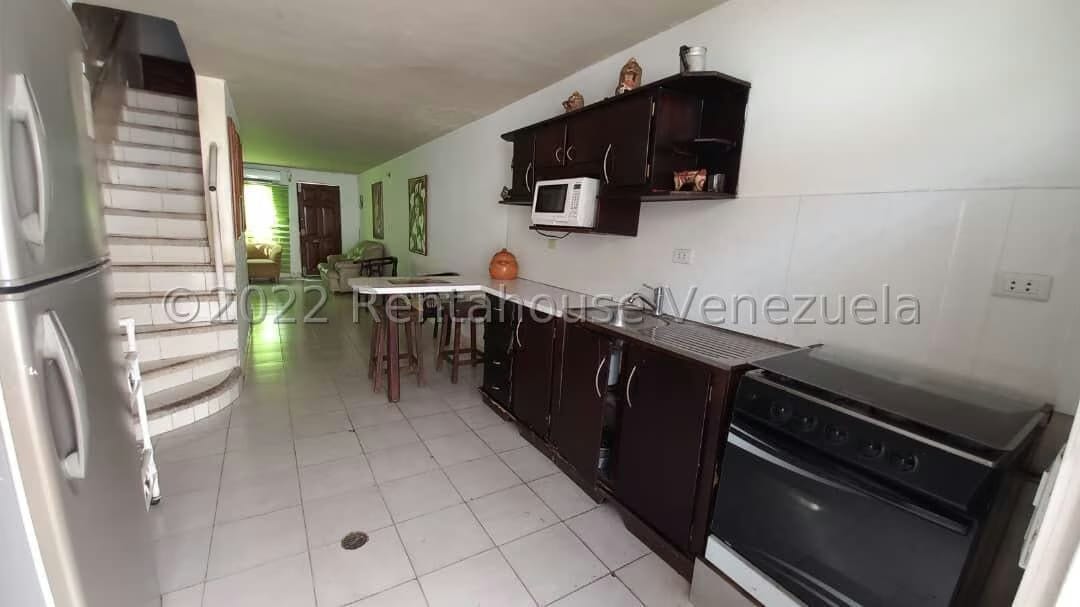 Casa (Duplex) en Venta en Villa Antigua, Portuguesa - 22