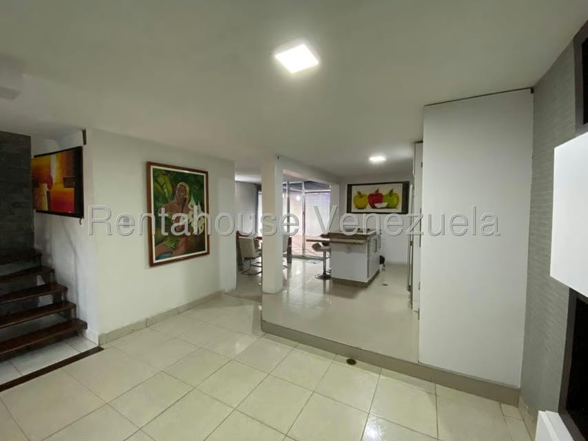 Casa (Duplex) en Venta en Villa Antigua, Portuguesa - 5