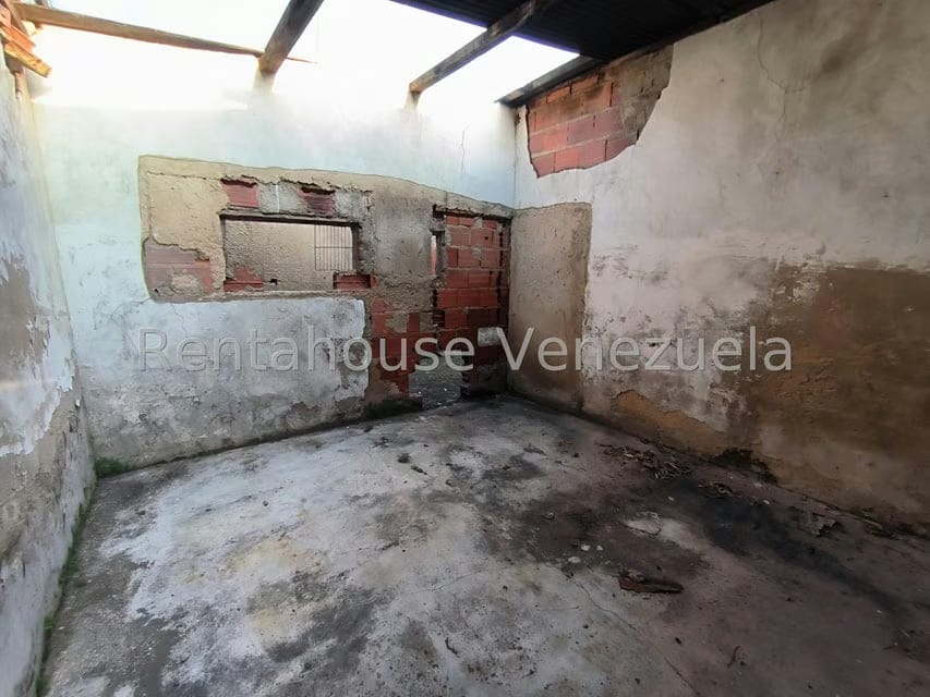 Terreno (Comercial) en Venta en Centro, Aragua - 10