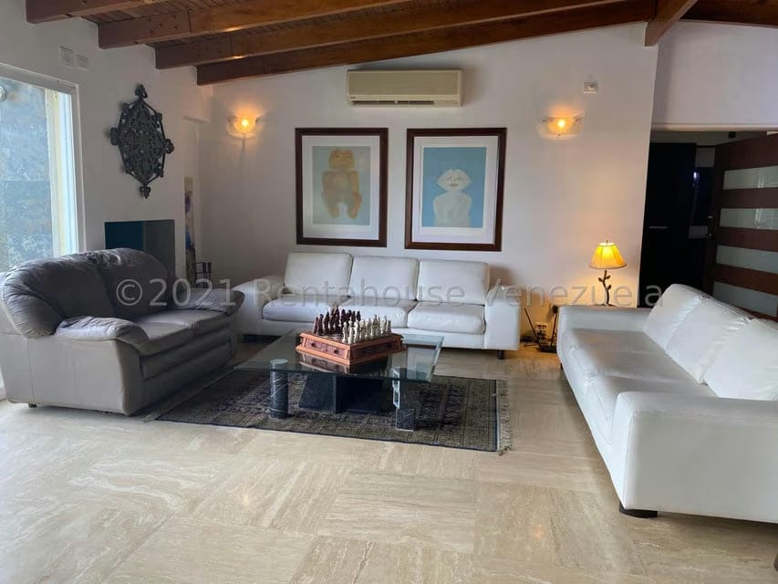 Casa (1 Nivel) en Venta en Oripoto, Distrito Metropolitano - 2